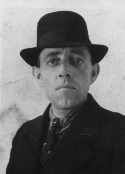 Pasfoto Adrianus 1903. Foto gekregen van Wim*1939 in 2007.